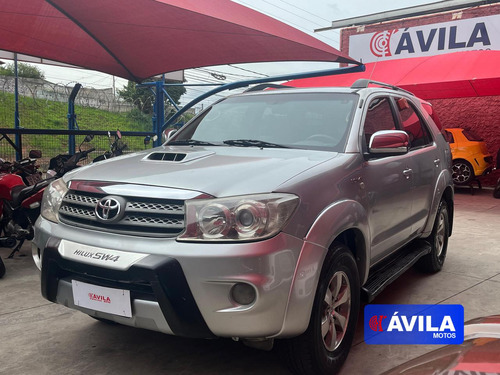 Toyota Hilux SW4 Toyota Hilux SW4 SRV 4x4 3.0 Turbo  (aut)