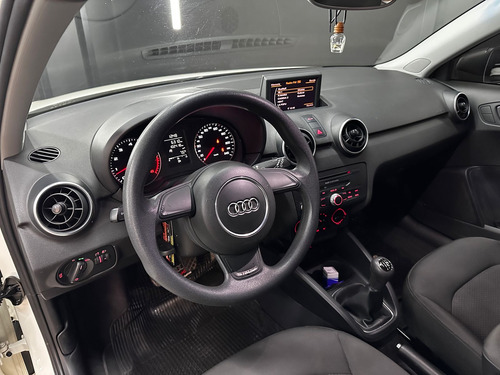 Audi A1 1.2 T ATTRACTION L11