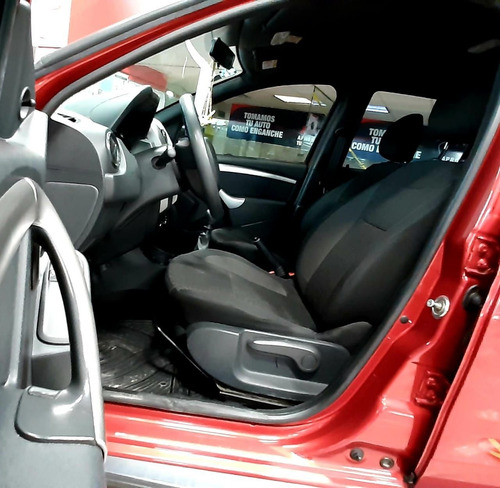 Imagen 11 de 15 de Renault Oroch 2019 2.0 Zen Mt