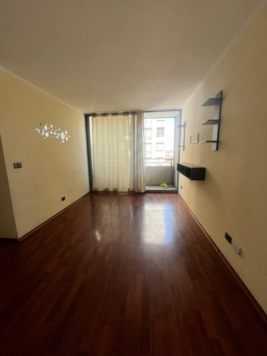 Arriendo Depto. 2d 1b Estacionamiento. Lord Cochrane 1030