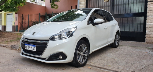 Peugeot 208 1.6 Feline 2017 - Permuto