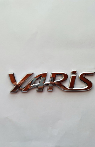 Emblema Toyota Yaris