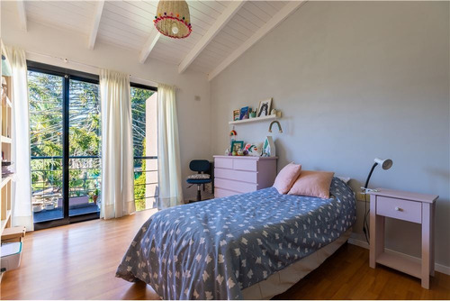 Dúplex 2 Dormitorios Con Pileta En Venta En Gonnet