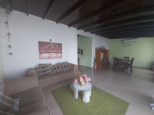 Imagen 4 de 12 de Casa En Venta Urb. Río Negro
