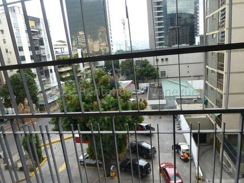 Imagen 6 de 23 de Tibizay Diaz Vende Apartamento En Los Palos Grandes Mls #22-26552