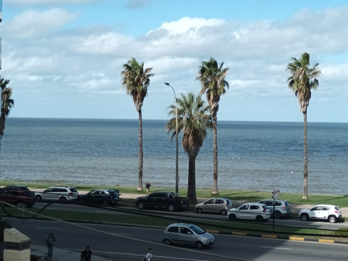 Villa Biarritz Con Vista Al Mar Y A La Plaza !!!