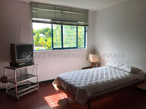 Imagen 15 de 20 de Casa En Venta 22-11040 En Cumbres De Curumo Wp 04120104330
