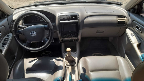 Imagen 6 de 9 de Mazda 626 2004 2.0 Nm0
