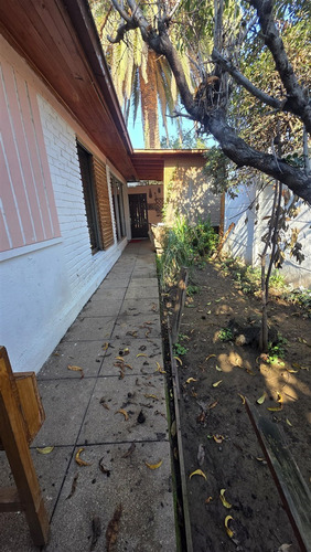 Casa En Venta De 3 Dorm. En Macul