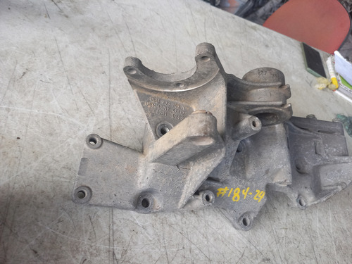 Base De Soporte Alternador Passat Audi 02-08 #184 (Usado)