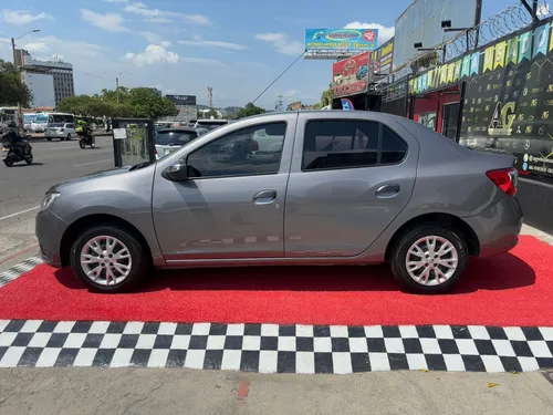 Renault Logan LIFE 1.6 MT