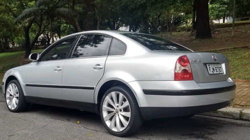 Volkswagen Passat 1.8 Turbo 4p Automática 2004
