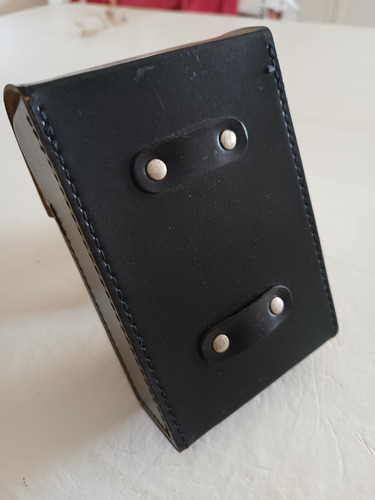 Estuche Con Pasacinto En Cuero Para Camara De Foto Usado Negro (Usado)