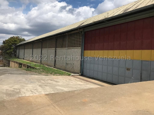 Imagen 1 de 12 de Estupendo Galpón En Alquiler Los Teques Guaracarumbo 23-5562