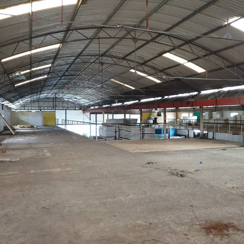 Imagen 2 de 11 de Venta De Galpón Industrial Comercial Maturin Financiamiento