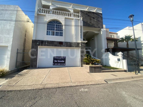 Casa En Venta En Fracc. Misiones Ii, Chihuahua, Chih.