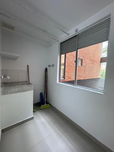 Vendo Apartamento En Loma Del Esmeraldal, Envigado