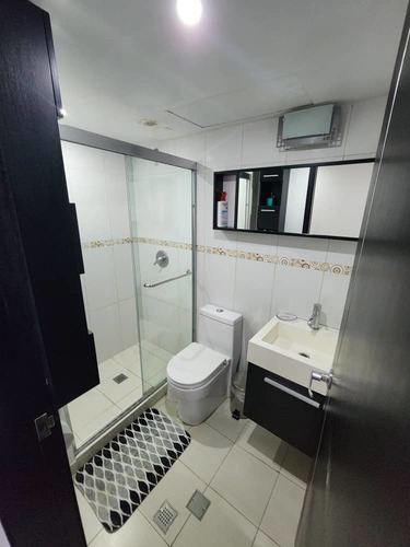 Imagen 12 de 19 de Rosaura Cortez Vende Apartamento Amoblado En La Trigaleña Res Tivoli Con Planta Y Pozo