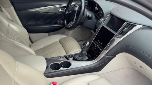 Infiniti Q50 3.5 Hybrid Design Line At