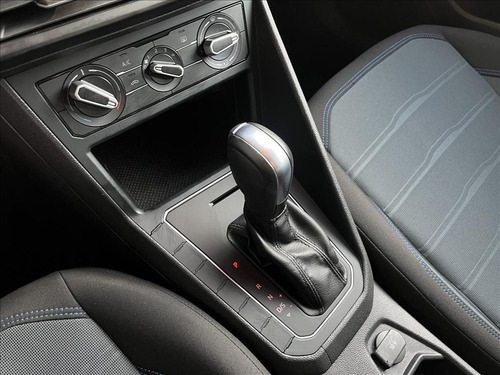 Volkswagen Nivus 1.0 200 TSI TOTAL FLEX COMFORTLINE AUTOMÁTICO