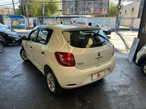 Renault Sandero 1.0 AUTHENTIQUE 16V FLEX 4P MANUAL