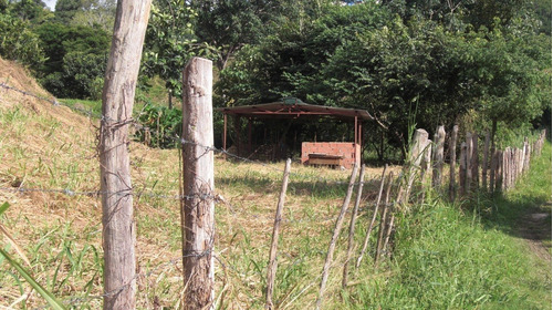 Valle Arriba Guatire  Cerca  Cc. Daymar   Viva En El Campo  Y A La Vez En La Ciudad 