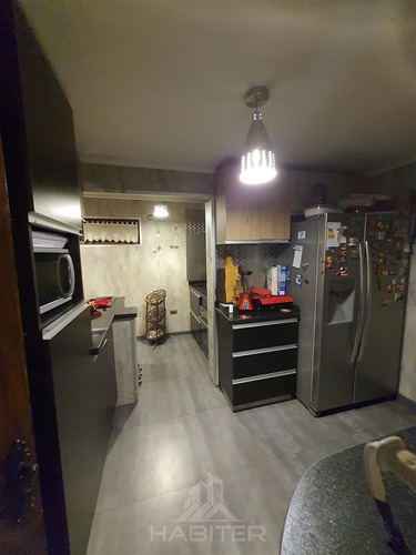 Cómoda Casa De Estilo Mediterráneo, 5 Dorm 2 Baños. Curicó.