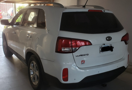 Kia Sorento 2.4 Ex 4x2 6at 2013