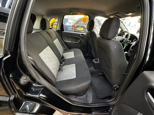 Ford Fiesta 1.0 ROCAM HATCH 8V FLEX 4P MANUAL