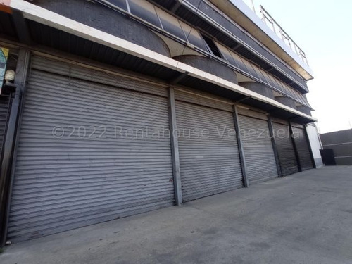 Imagen 17 de 30 de Magnifico Galpón De 302 Mt2 Con Excelente Ubicación, Posee Área De Oficina, De Recepción, Mezzanina Y Mas En Alquiler En Barquisimeto. Arnaldo Lopez Tlf. 04245257450. Cód. 22-15373. Lara, Venezuela