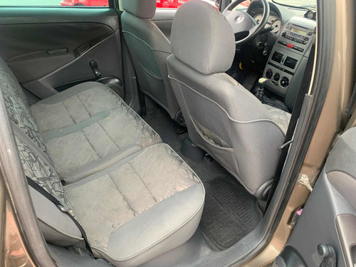 Imagem 8 de 15 de Fiat Idea 2009 1.8 Adventure Locker Flex 5p