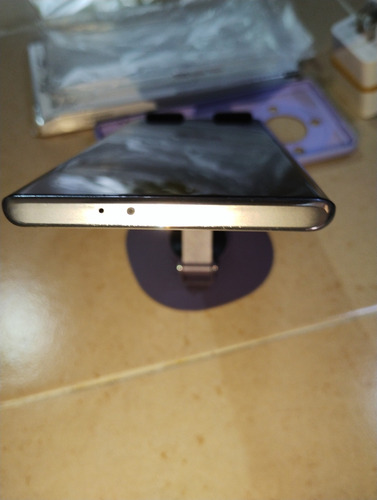Cel Honor Magic 5 Lite 5g 256 Gb Plata 8 Gb Plateado (Usado)