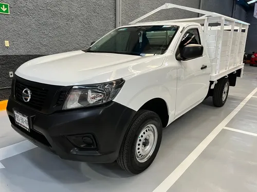 Nissan NP300 2.5 Estacas Dh Mt