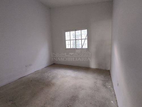 Imagen 9 de 12 de Invalmhouse Inmobiliaria. Casa En Venta. Urbanización Canaima 2. El Marques Guatire Edo. Miranda.