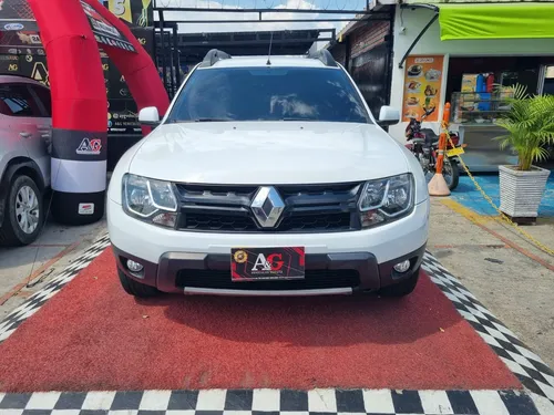 Renault Duster DYNAMIQUE 2.0 MT