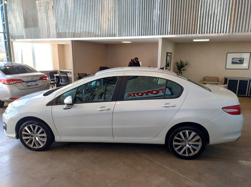 Peugeot 408 1.6 Allure 115cv
