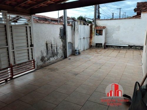 Casa Padrão À Venda Em Tremembé/sp - 957