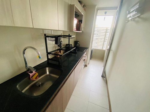 Se Vende Acogedor, E Iluminado Departamento