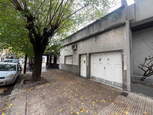 Hermosa Casa 5 Ambientes En Venta *mataderos*