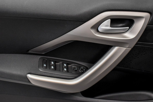 Imagen 15 de 15 de Peugeot 2008 1.6 Allure L/19 2021 La Plata 693