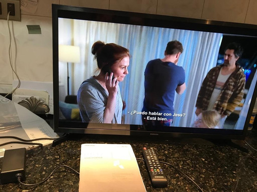 Imagen 2 de 4 de Smart Tv Samsung 32 Pulgadas Serie 4