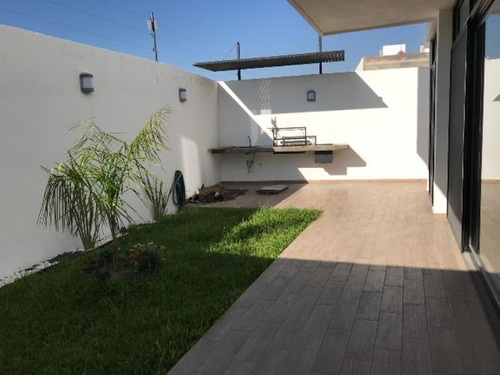 Imagen 10 de 12 de Casa Sola En Venta Fracc. El Roble Residencial