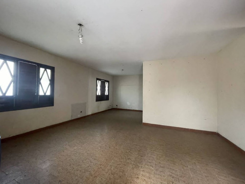 Imagen 6 de 13 de Yosmar & Fernando Alquilan Casa Comercial En La Urb La Viña Valencia, Carabobo, Viñedo