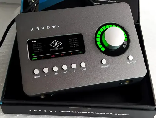 Interface Universal Audio Arrow 2x4 Thunderbolt 3 Uad-2 Solo