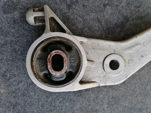 Soporte De Transmisión Trasero Corsa 1.8 Tornado Original Gm (Usado)