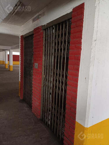 Imagen 4 de 4 de Venta De Cochera Cubierta En Zona Centro.