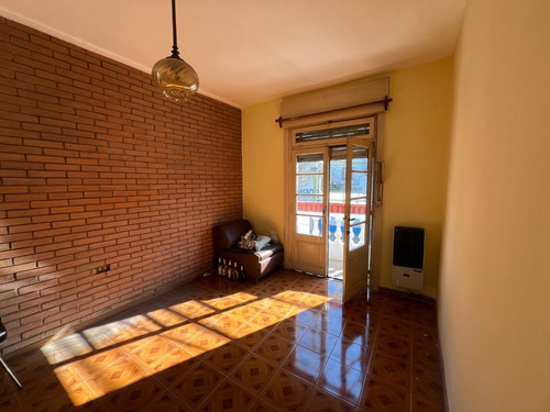 Venta Ph 3 Ambientes Con Balcon En Chacarita