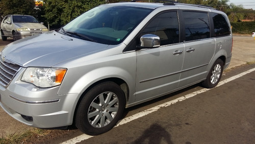Chrysler Town & Country Limited 3.8 V6 Modelo 2009
