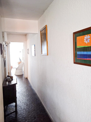 Imagen 9 de 17 de Apartamento En Venta De 1 Dormitorio C/ Cochera En Playa Mansa