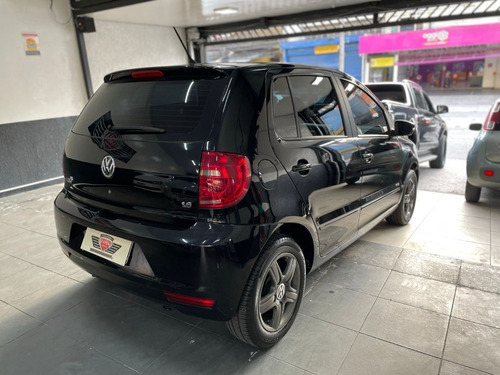 Imagem 6 de 20 de Volkswagen Fox 1.6 Completo Com Baixissimo Km + Pneus Novos